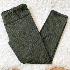 LUCY Hatha Linear Print NEON Yellow /Black Size Sm